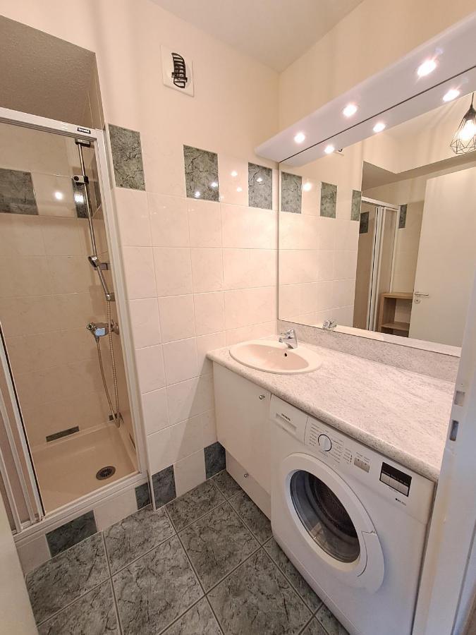 Ancora2- Appartement Vue Mer Et Place De Parking Les Sables-dʼOlonne Exteriör bild